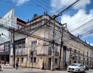 palacete-20carvalho-20mota3-300x235 Os Casarões do Centro de Fortaleza